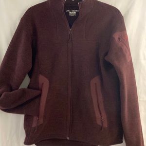 Lightweight but warm zip up jacket